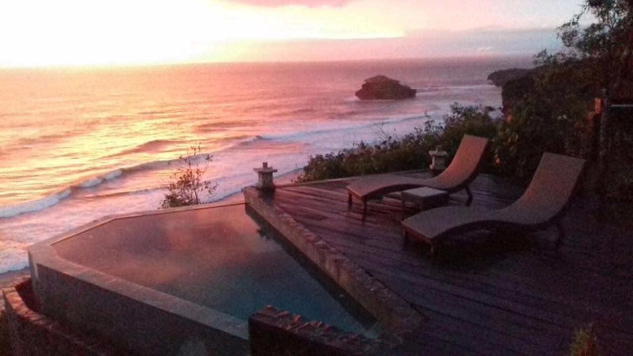 Batu Hill Villa Watukarung Eksteriør billede