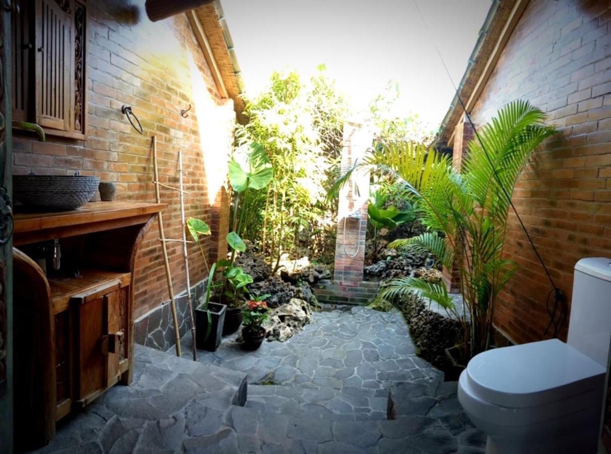 Batu Hill Villa Watukarung Eksteriør billede